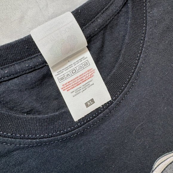 Vintage Octopus Black Skeleton Shirt Size XL Great Condition No Holes Y2K - Picture 3 of 3